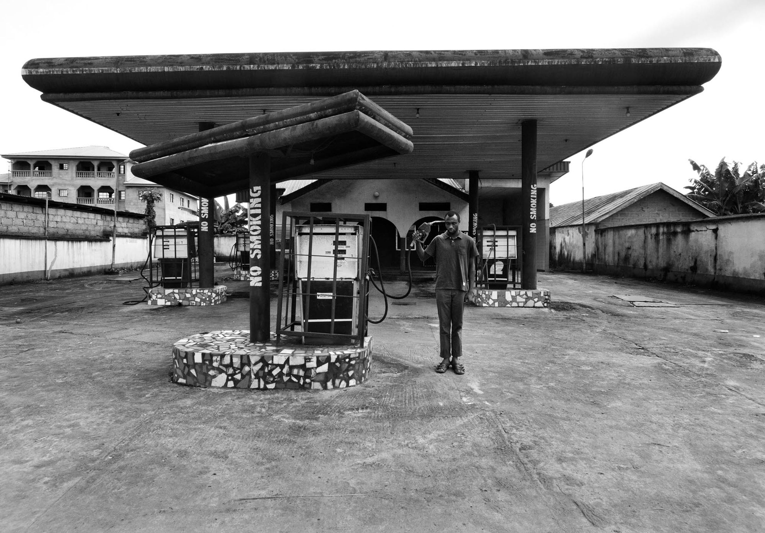 Emeka Okereke, Dilemma of the New Age, Aba, Nigeria, 2012. Courtesy of Invisible Borders