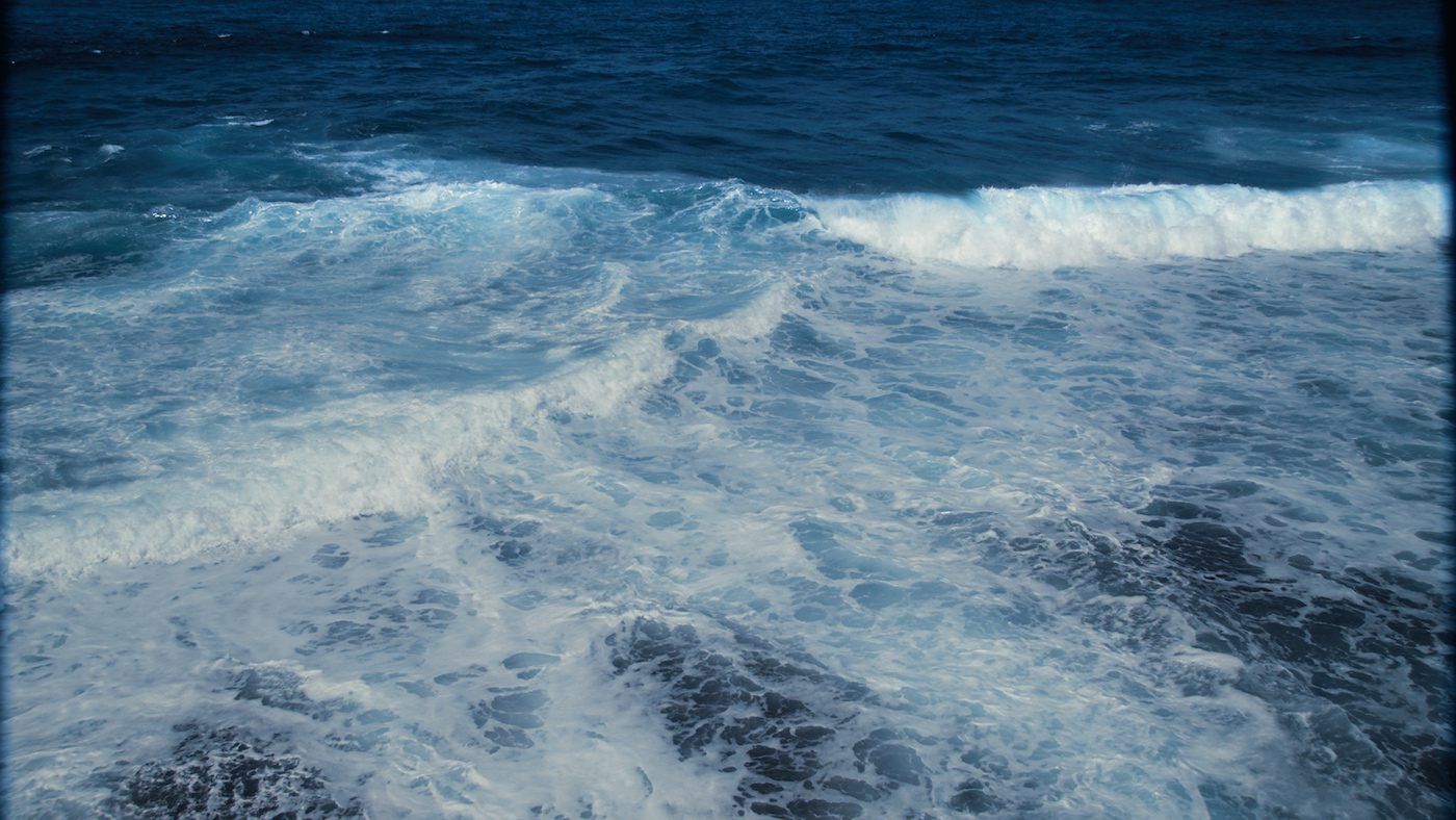 Broadening the Perspectives on De-Colonisation - Contemporary And