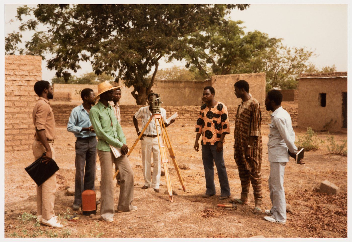 Centring Africa: Postcolonial Perspectives on Architecture