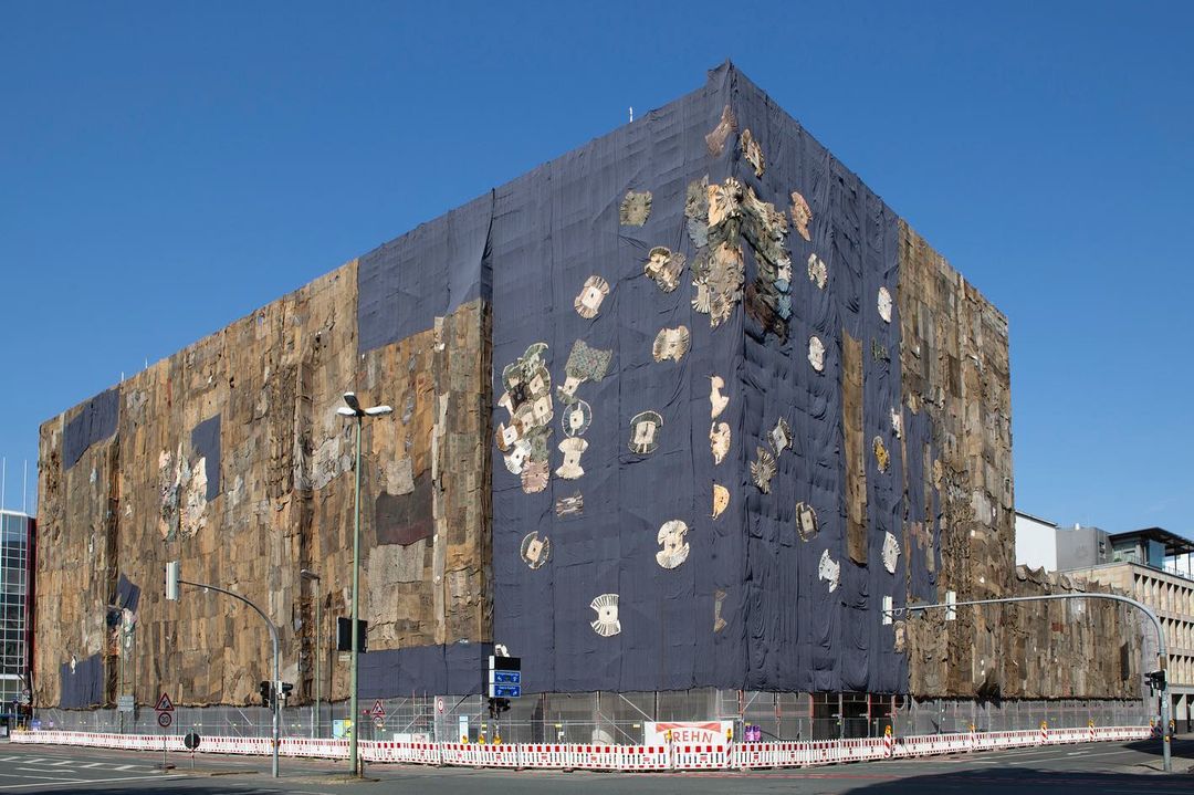 Ibrahim Mahama: TRANSFER(S)