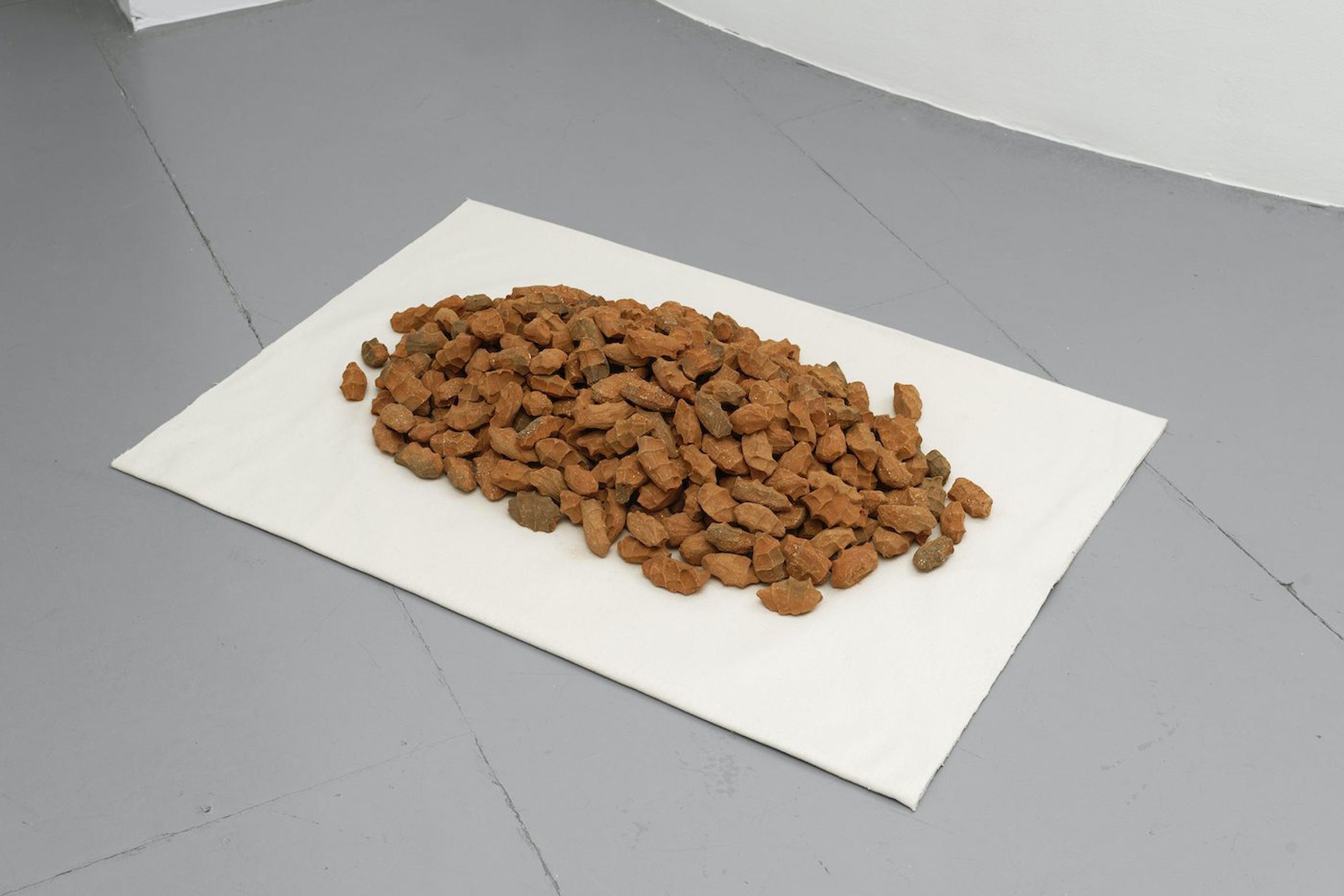 M’Barek Bouhchichi, Les Mains Noires, 2015. Baked clay and fabrics. Variable dimensions. Photo credit Aurélien Mole.