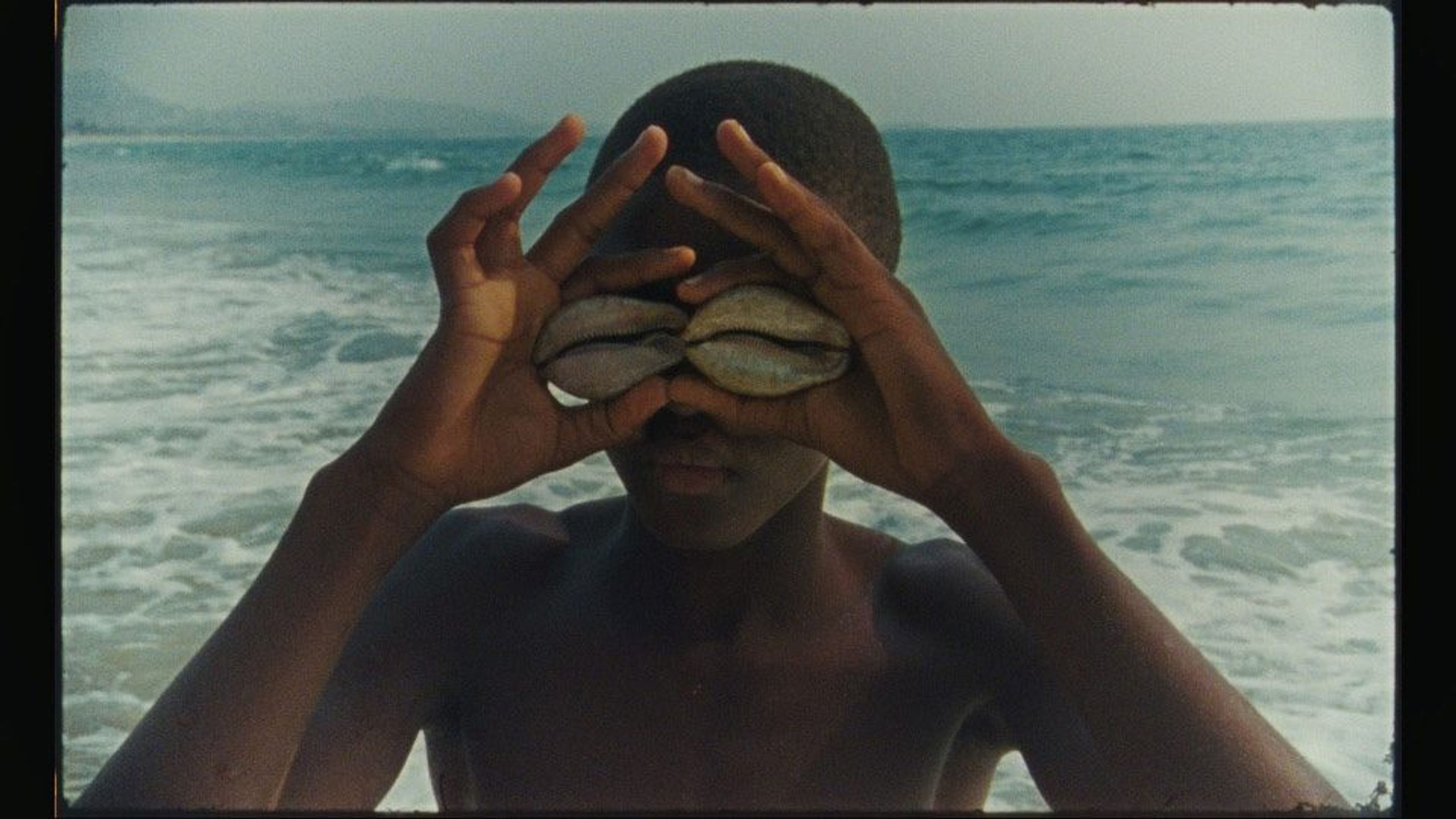 Julianknxx, Still of On Freedom of Movement (wi de muv), 2022. Courtesy of the artist and Studioknxx. © Studioknxx