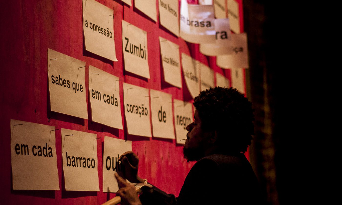 Between Signals and Sounds: Territory and Blackness in the Square