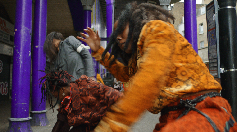 Conversa com Jenn Nkiru