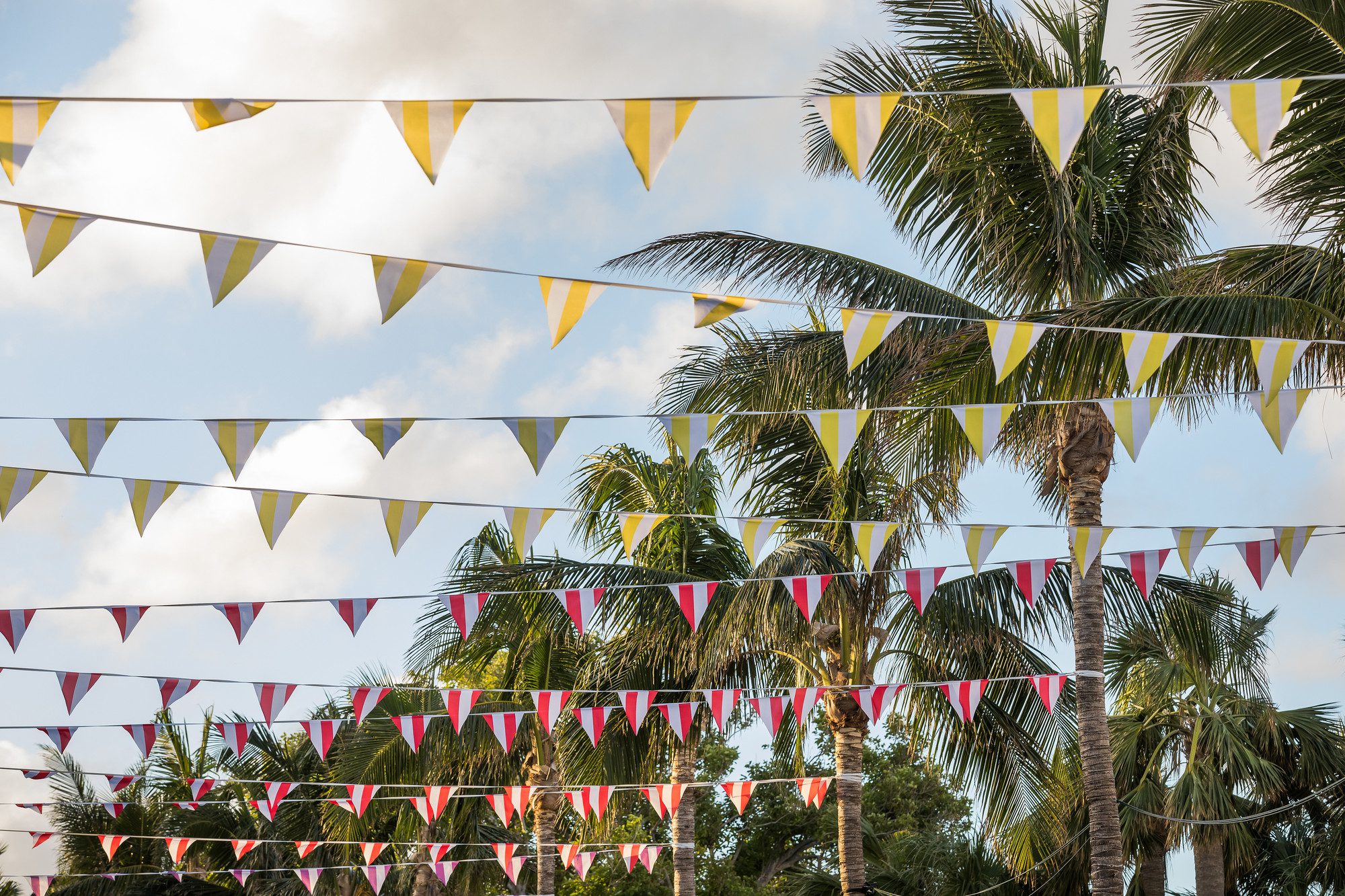 En Plein Air – Group Show