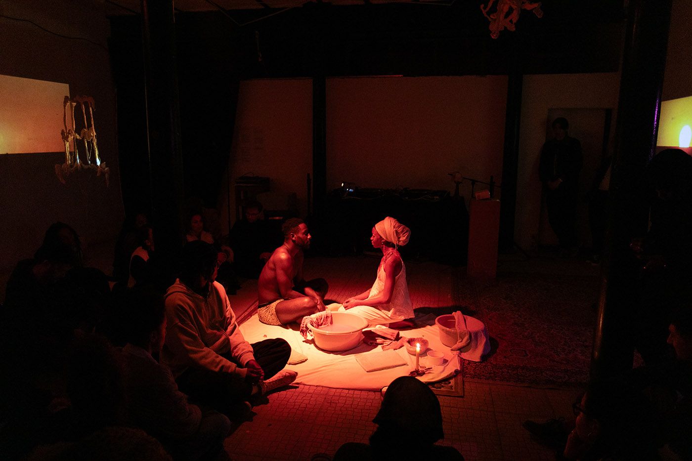 Todas as Estradas Vermelhas conduzem ao coração da minha mãe