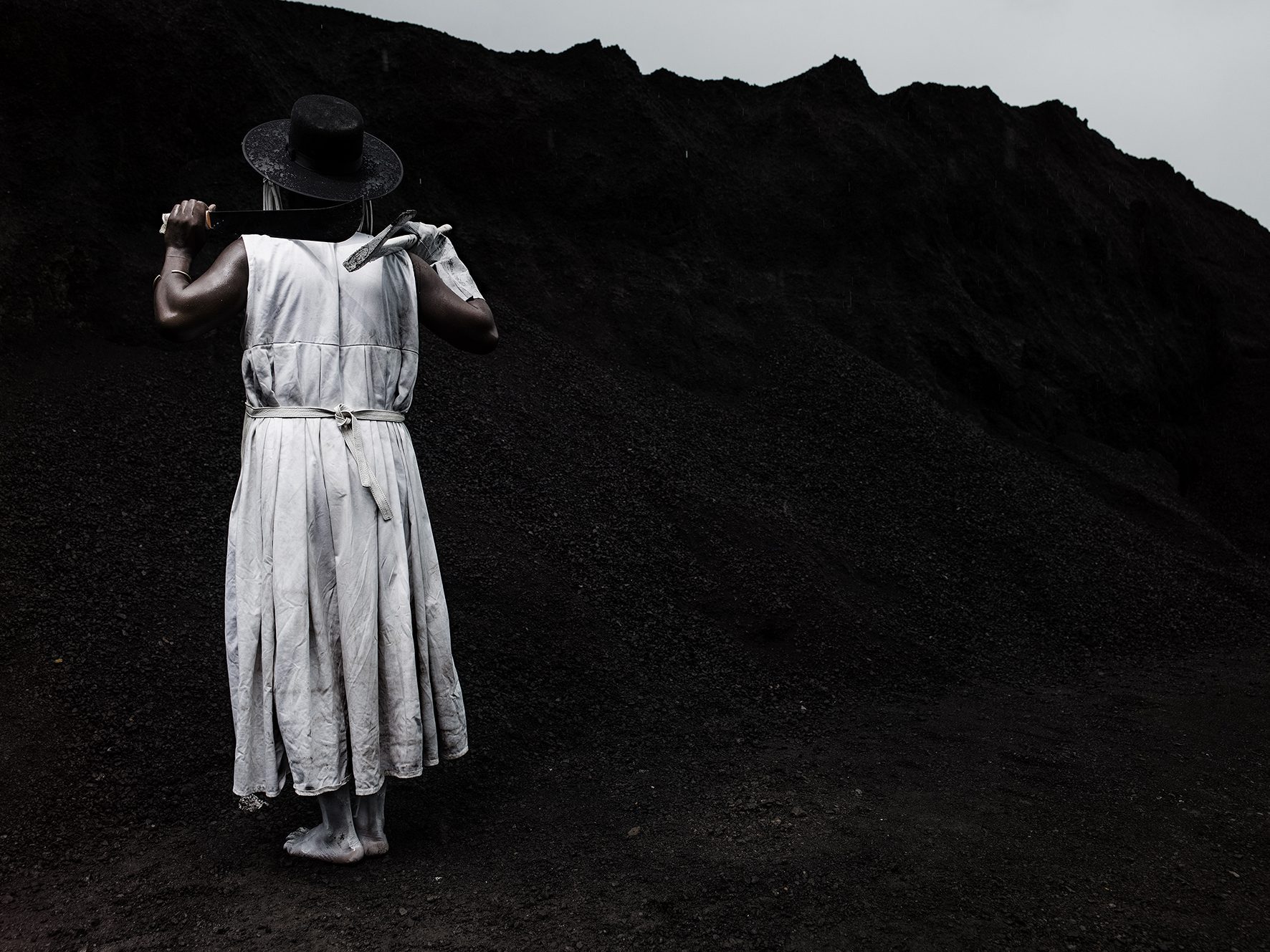 Mohau Modisakeng : Bophirima