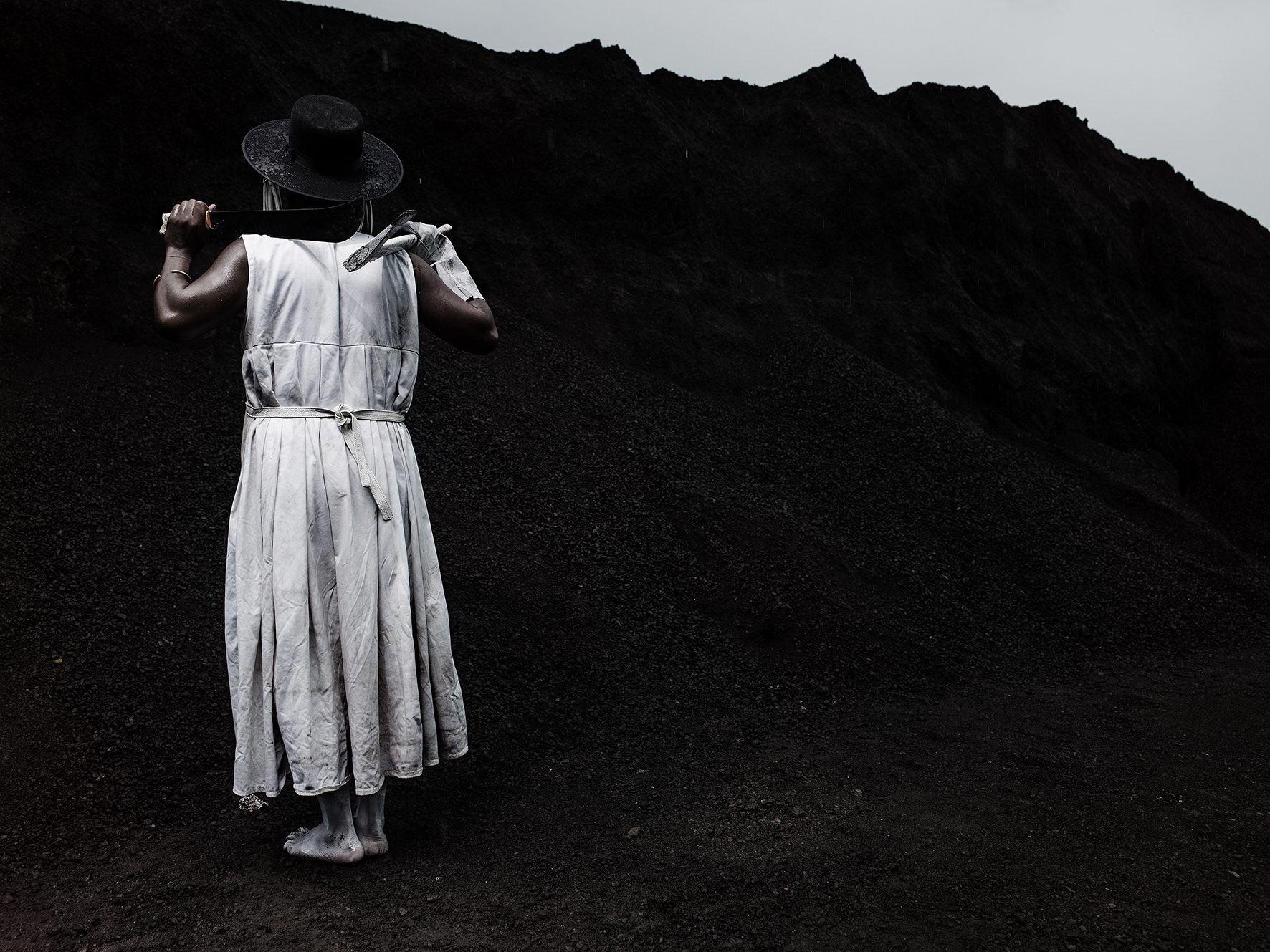 Mohau Modisakeng : Bophirima