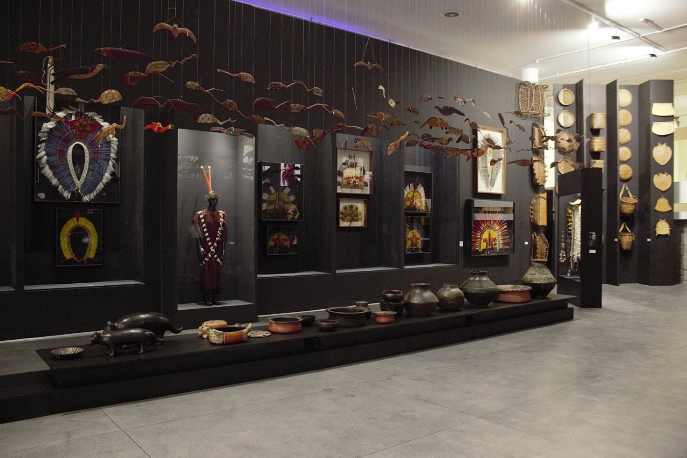 General view of the exhibit Legacies of a Deep Brazil, Museu Afro Brasil. Photo: Ricardo Pimentel.