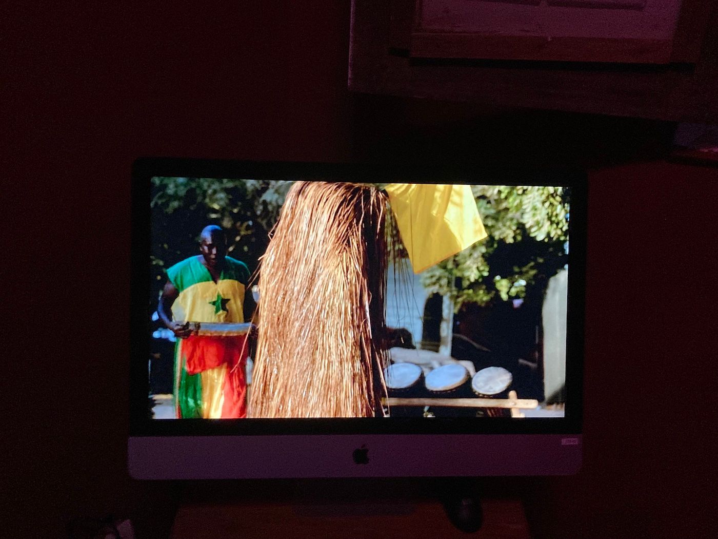 A project by Nyabinghi Lab co-produced by HAU Hebbel am Ufer, Kunstraum Kreuzberg/Bethanien, Nyabinghi Lab, KENU – LAB’Oratoire des Imaginaires and Chimurenga.
Funded by the TURN2 Fund of the German Federal Cultural Foundation and the Federal Government Commissioner for Culture and the Media. Photo: Marny Garcia Mommertz