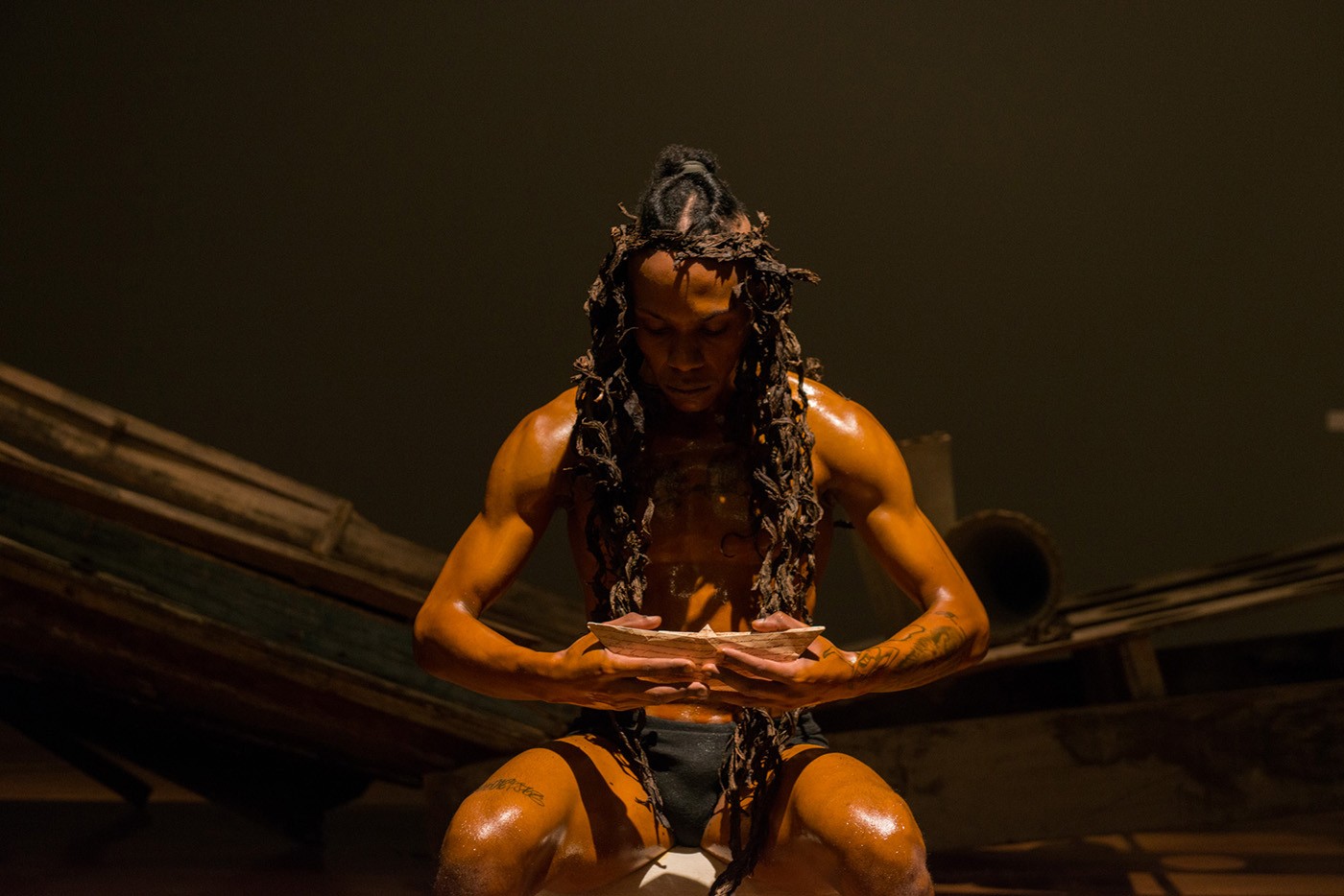 Ayrson Heráclito, “Inner Secrets” Performance (1994-2010). Pinacoteca de São Paulo. São Paulo, Brazil. Photo: Levi Fanan/Pinacoteca de São Paulo.