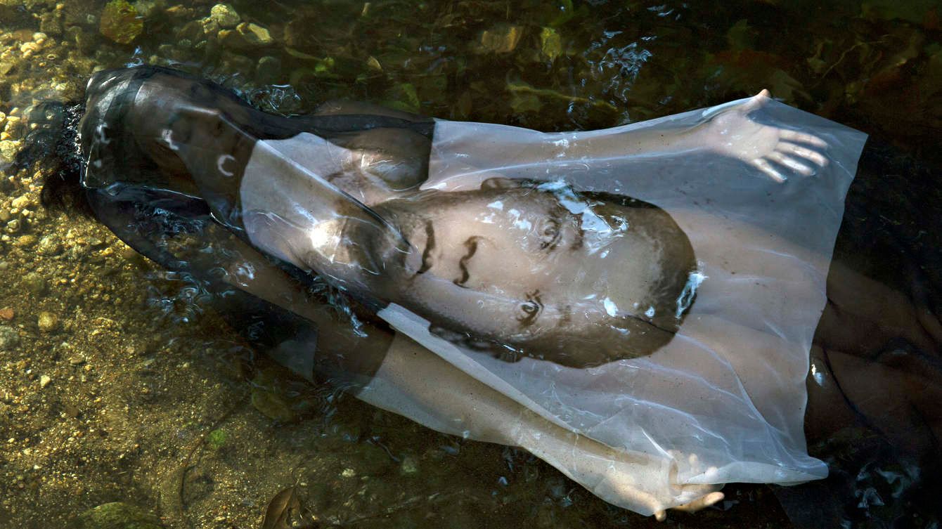 Aline Motta: memória, viagem e águaine Motta: memória, viagem e água