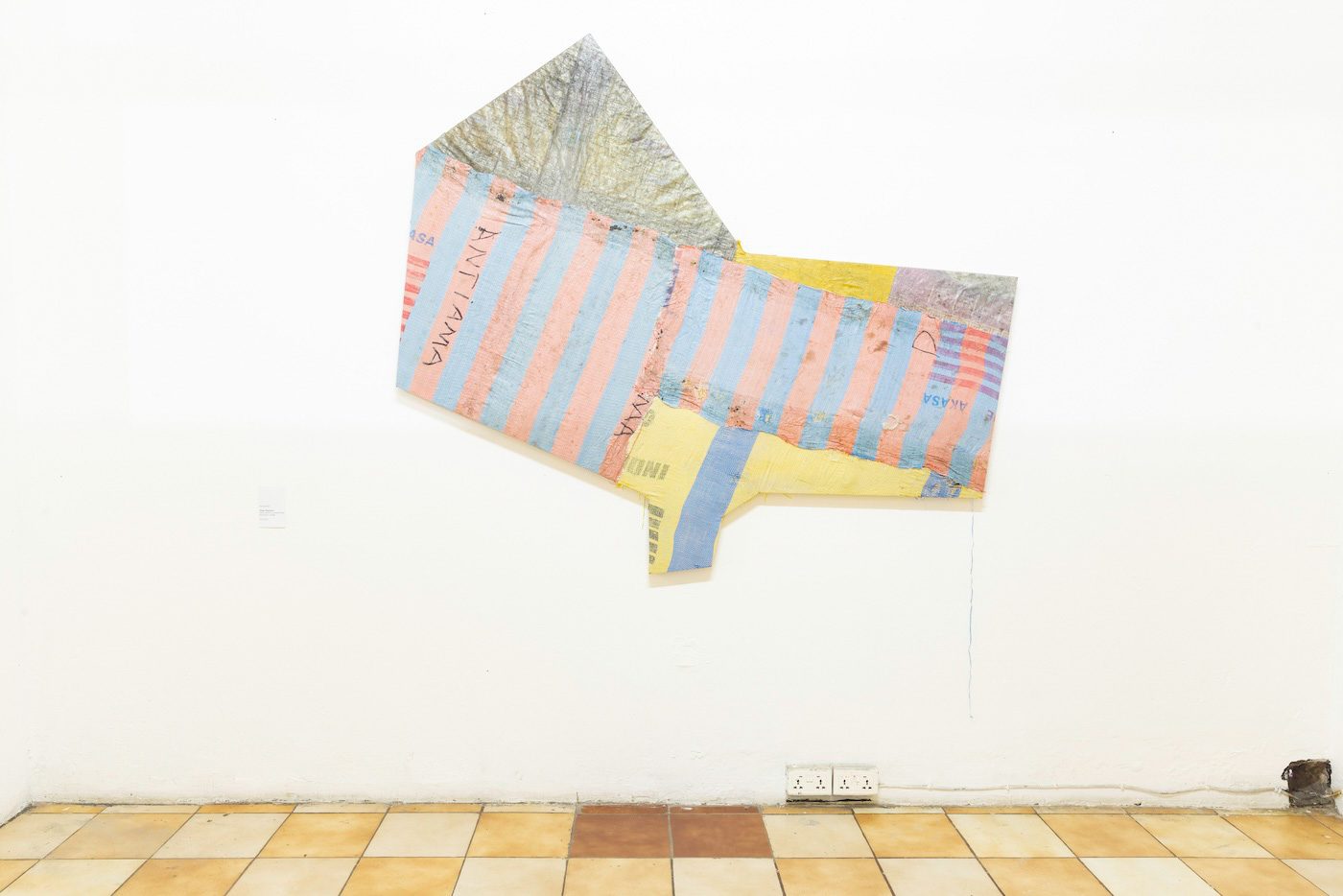 Installation View of “Elolo Bosoka: What he saw sees when he went goes strolling“ at Museum of Science and Technology (MST), Accra. September 12th – October 30th, 2024. Courtesy of the artist.