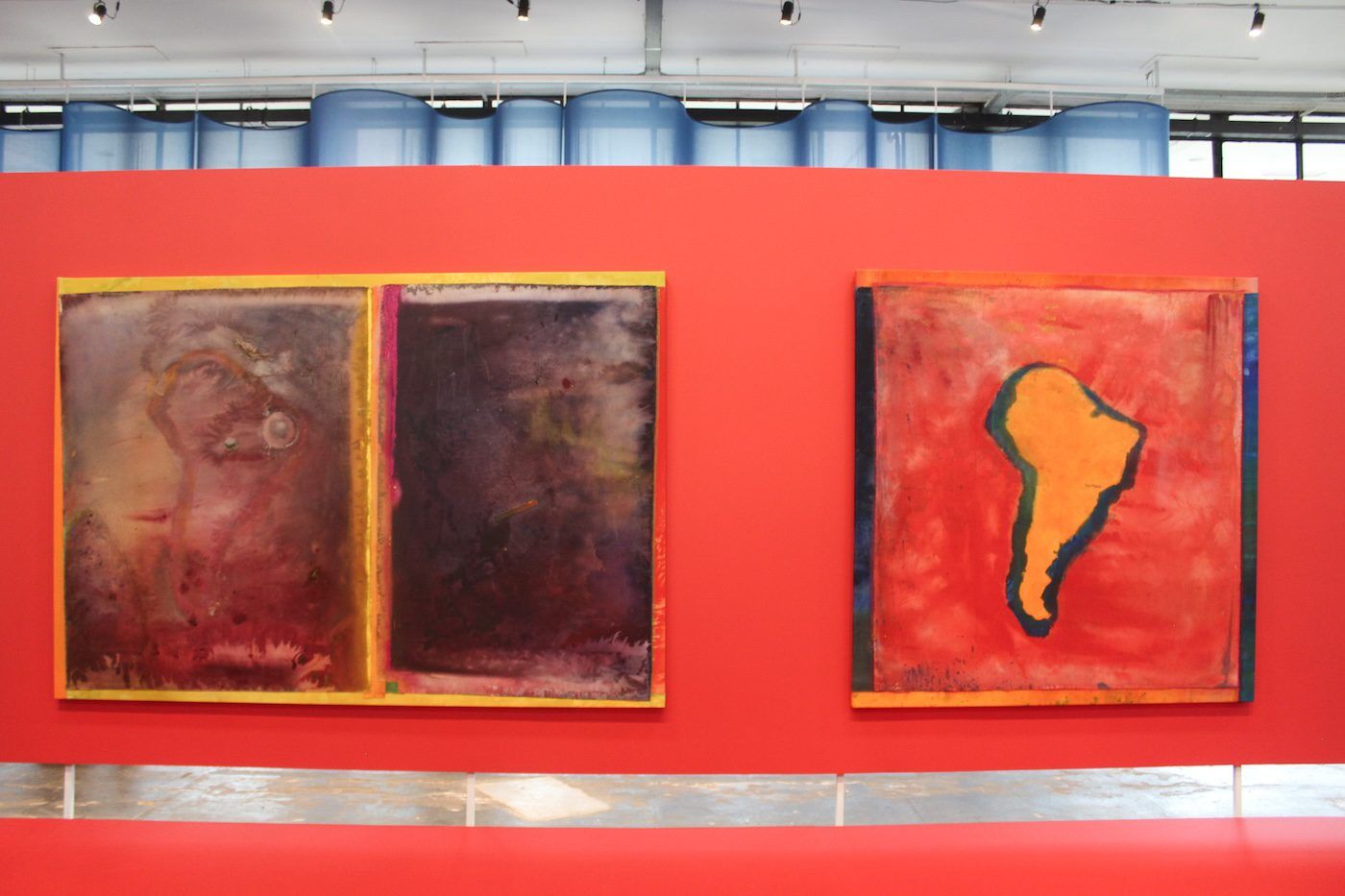 Works by Frank Bowling. Installation view at Ciccillo Matarazzo Pavilion, Fundação Bienal de São Paulo . Images by Cristian Baena / Contemporary And (C&amp;).