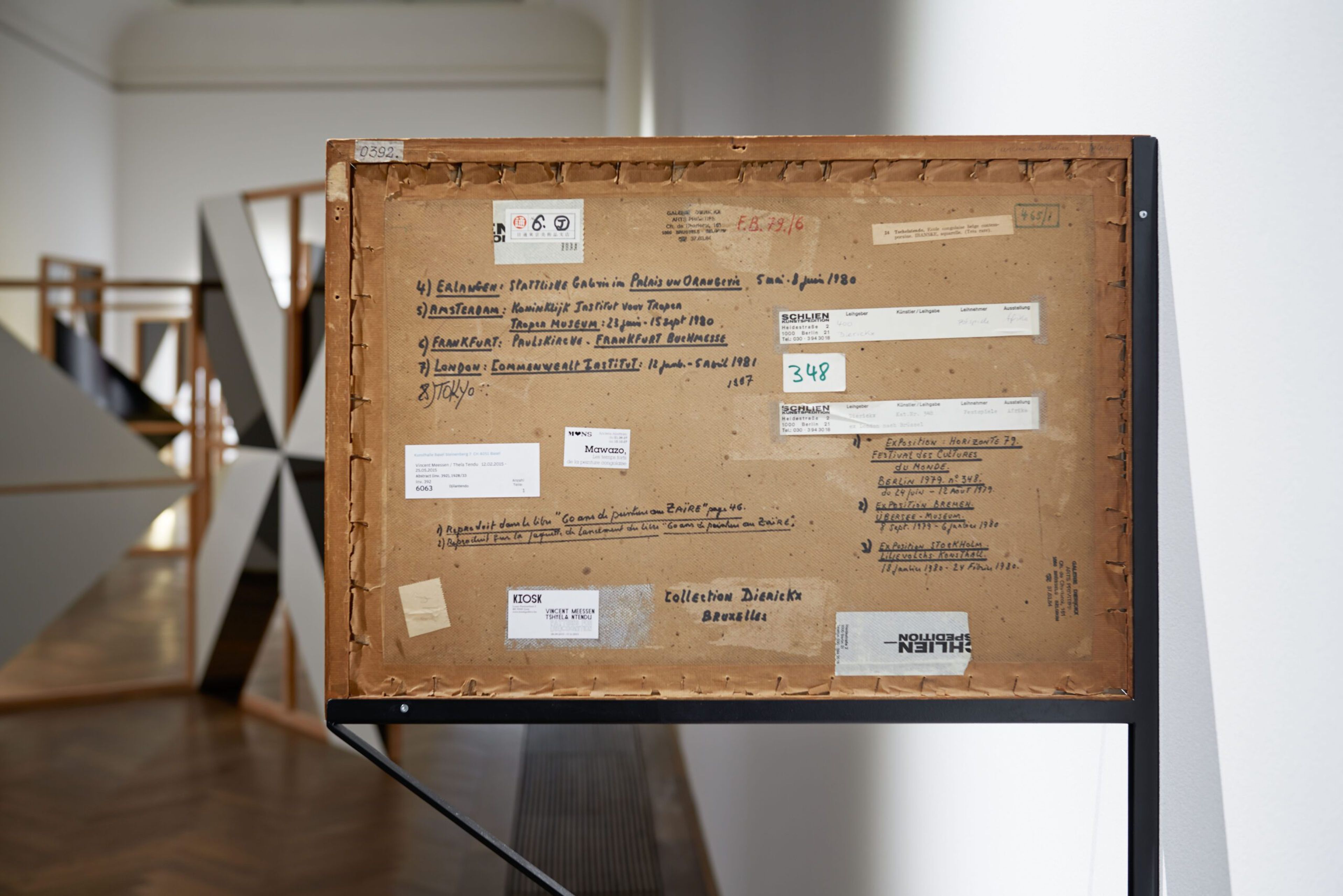  je Thsela te-ndu, Untitled, ca. 1928–33 (back side) Gouache on paper, steel display system. Courtesy Pierre Loos, Brussels. Photo: Philipp Hänger