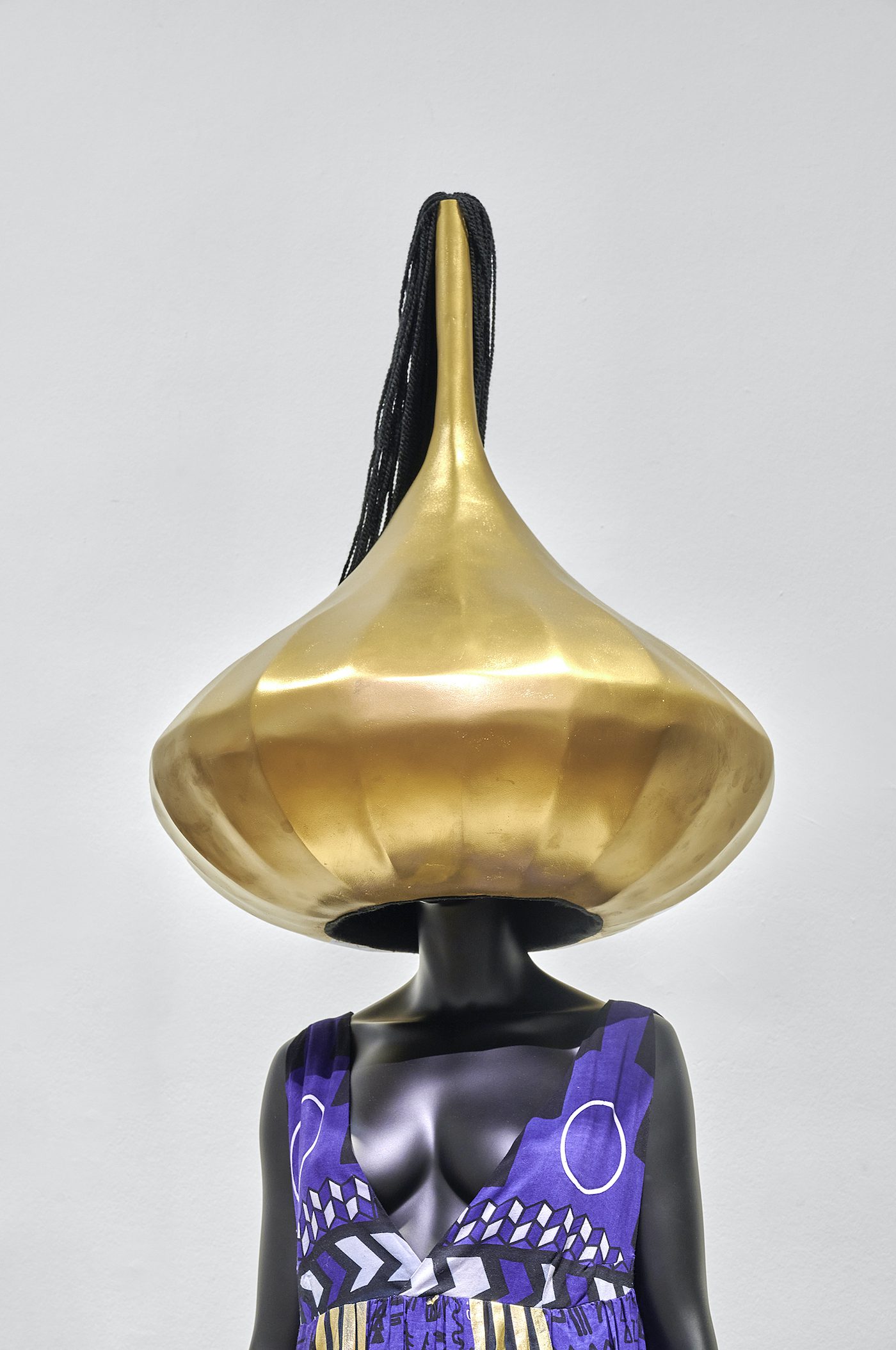 Grace Ndiritu. “The Power Of My Hands”, Musée d’Art Moderne de la ville de Paris, 2021. Photo: Pierre Antoine