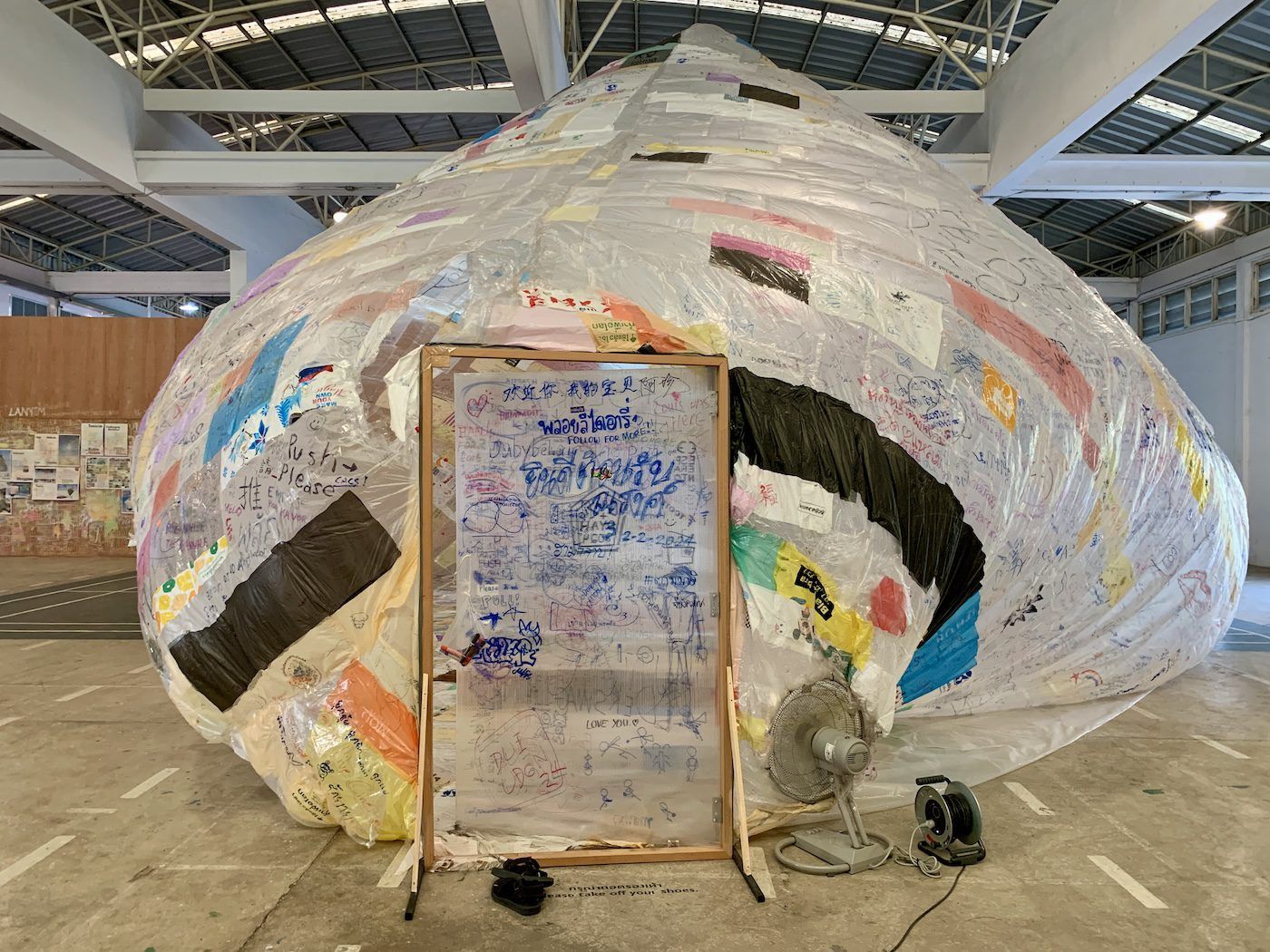Tomás Saraceno, Museo Aero Solar, 2023. Photo: C&