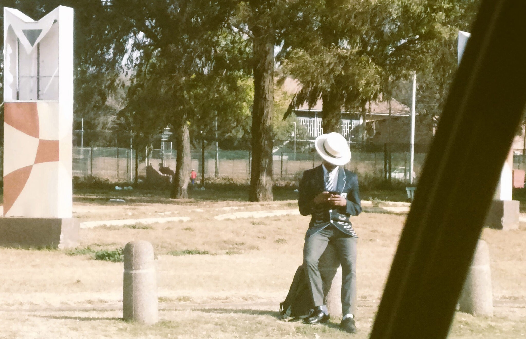 The Art of Translating and Vice Versa