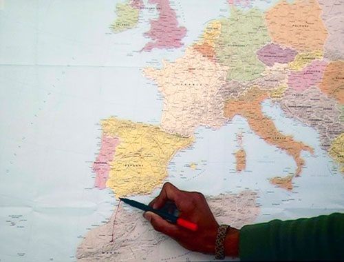 Bouchra Khalili : The Mapping Journey Project