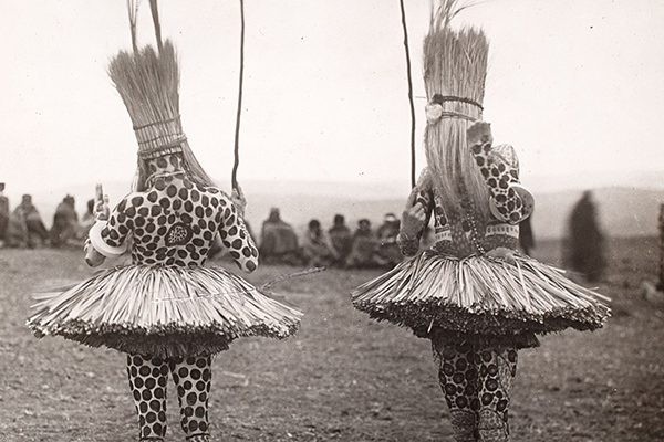 Curatorial Conundrums Encounters with the African Archive