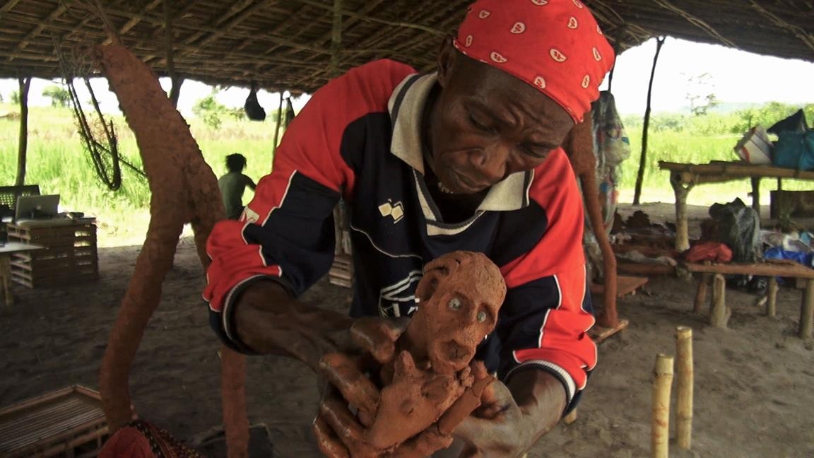 Talk: Who Determines What Is Art? – Renzo Martens and the Cercle d’art des Travailleurs de Plantations Congolaises