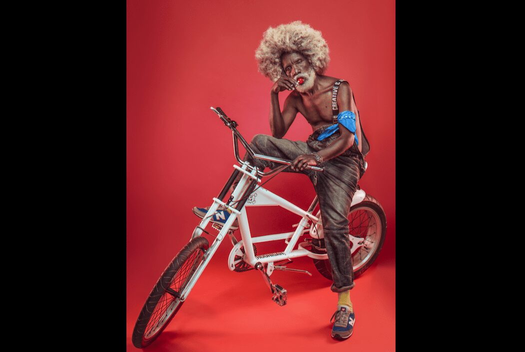 GREY IS THE NEW PINK – Moments of Ageing