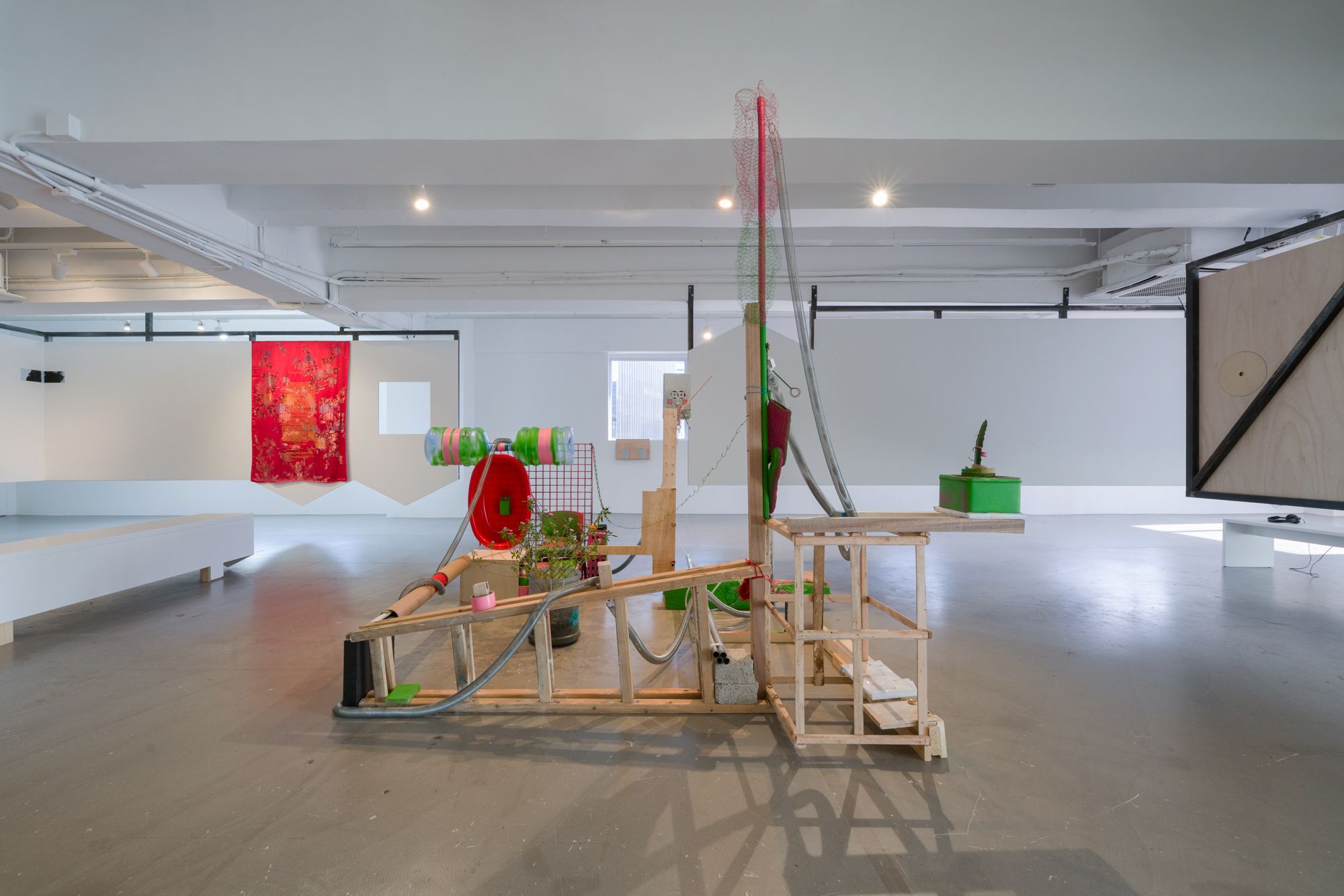 Installation view of ‘How to be Happy Together?’ with the work Juntitud, Abraham Cruzvillegas, Para Site, Hong Kong, 2024. Photo: Felix SC Wong.