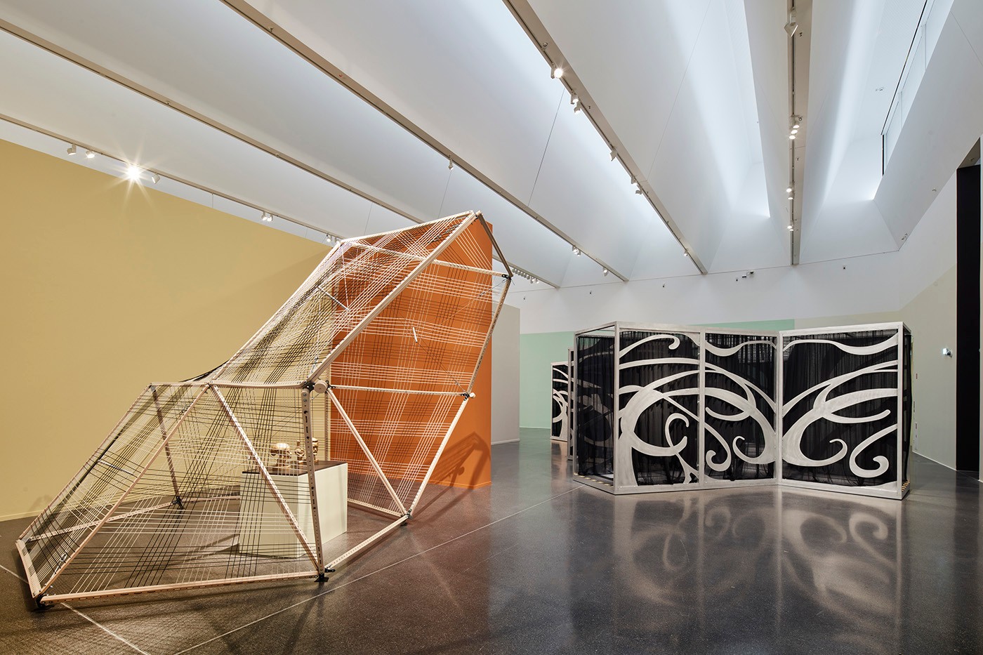 Diego Araúja, Terra Parindo Ouro (Lands Giving Birth Gold) multimedia-installation, 2021. DK Osseo-Asare, Fufuzela. Photo: Jürgen Spiler/Dortmunder U.