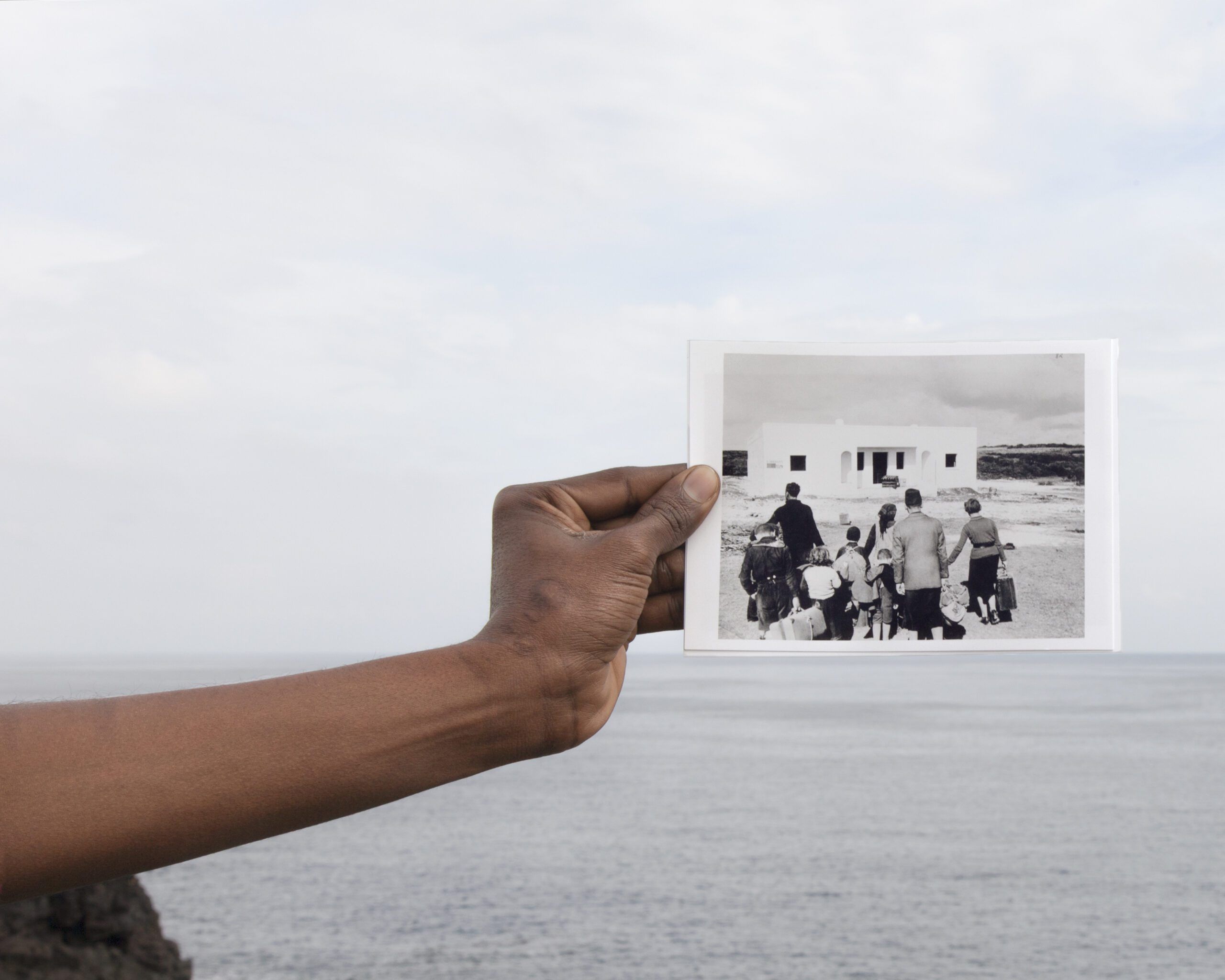 Dawit L. Petros: Spazio Disponibile