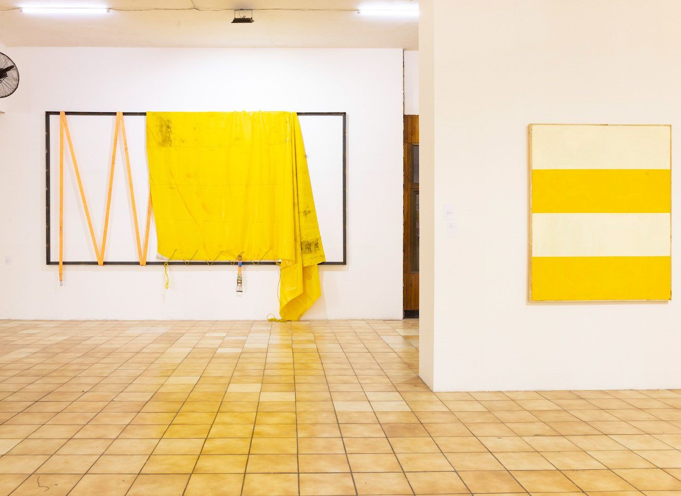 Installation View of “Elolo Bosoka: What he saw sees when he went goes strolling“ at Museum of Science and Technology (MST), Accra. September 12th – October 30th, 2024. Courtesy of the artist.