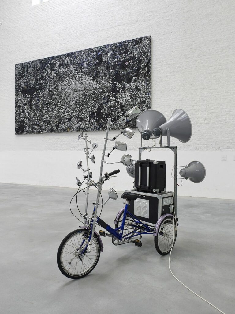 Abraham Cruzvillegas, The Simultaneous Promise (2011) -  In the back: Jack Whitten, Atopolis: For Edouard Glissant (2014)