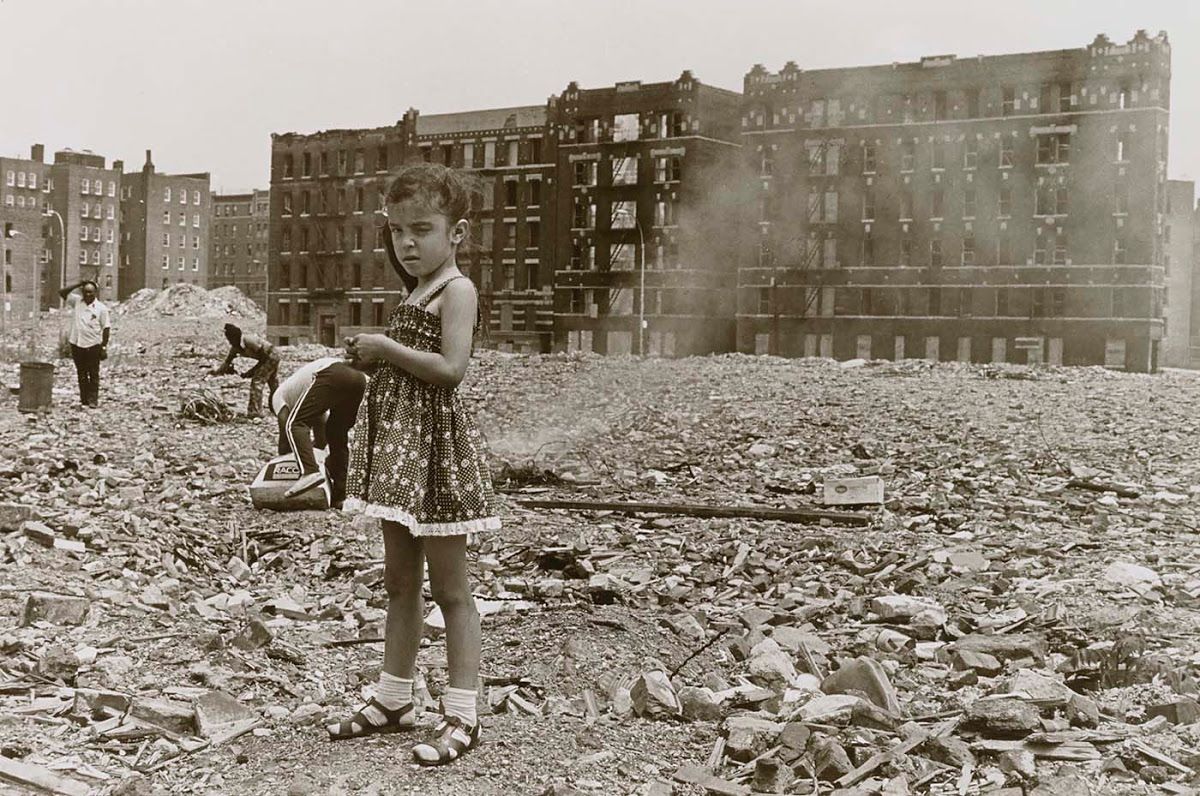 Beauty and Struggle Latino Photographers Document Urban America (Online exhibition)