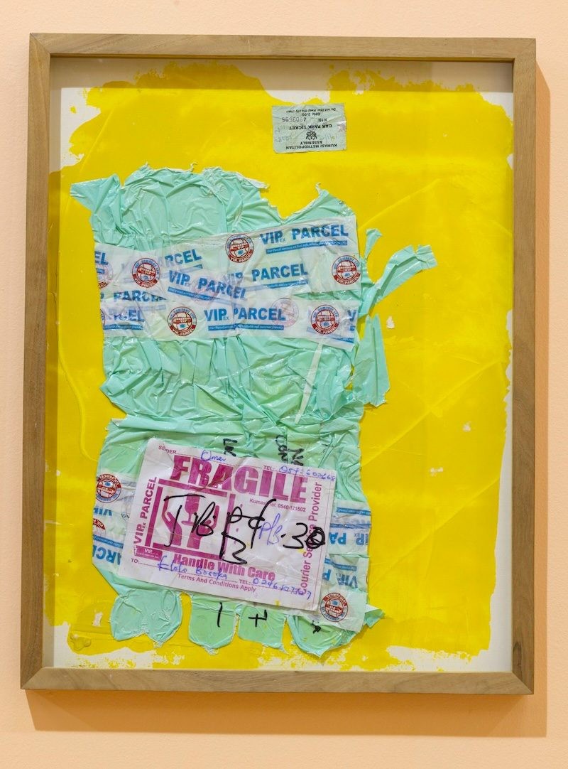 Installation View of “Elolo Bosoka: What he saw sees when he went goes strolling“ at Museum of Science and Technology (MST), Accra. September 12th – October 30th, 2024. Courtesy of the artist.