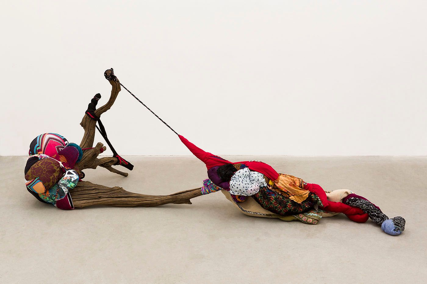 Sonia Gomes: ainda assim me levanto