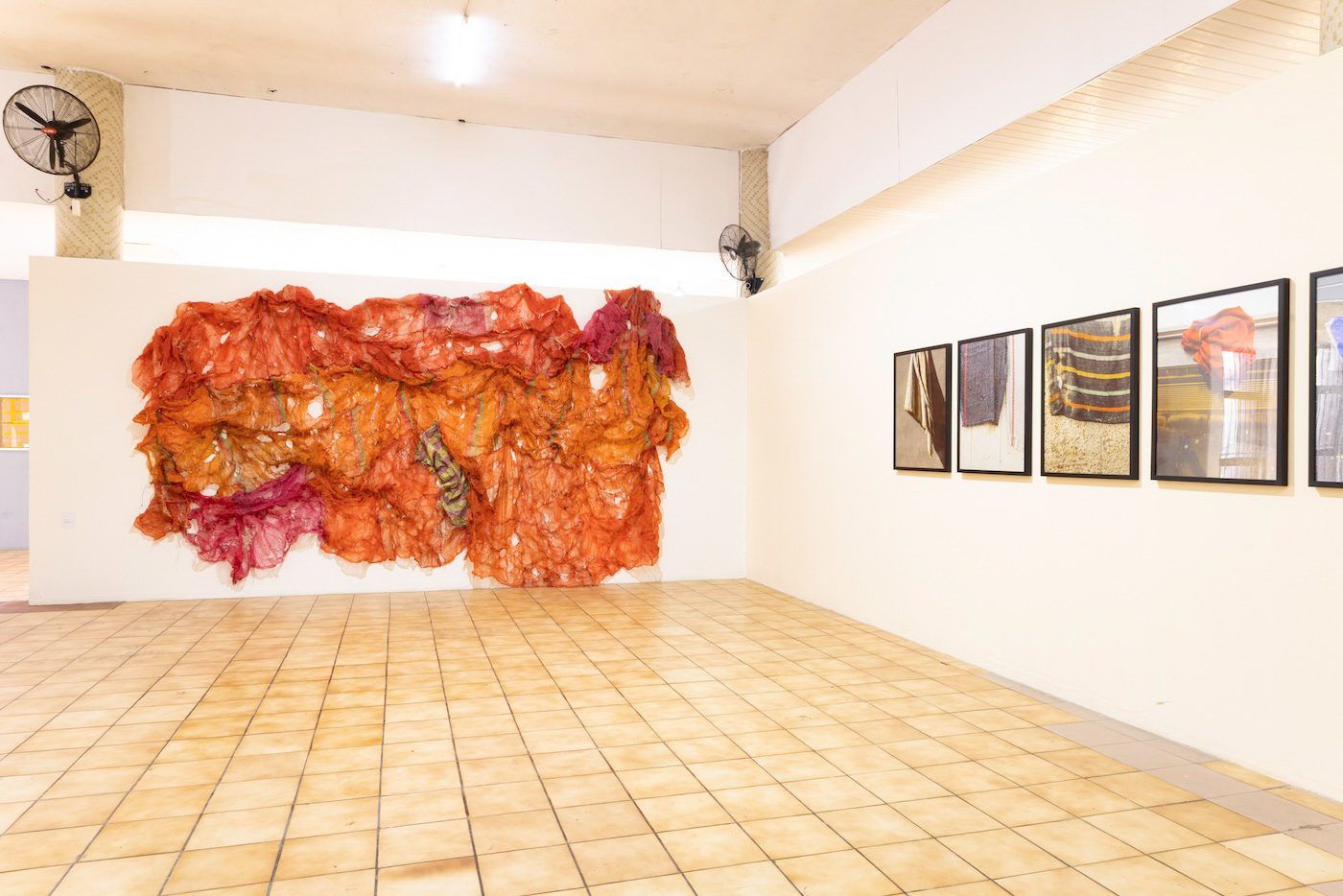 Installation View of “Elolo Bosoka: What he saw sees when he went goes strolling“ at Museum of Science and Technology (MST), Accra. September 12th – October 30th, 2024. Courtesy of the artist.