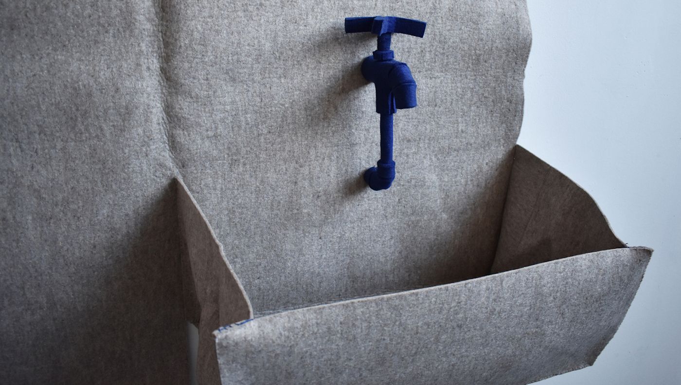 Johanna Unzueta – Where Industrial Buildings Come in Pocket Sizes