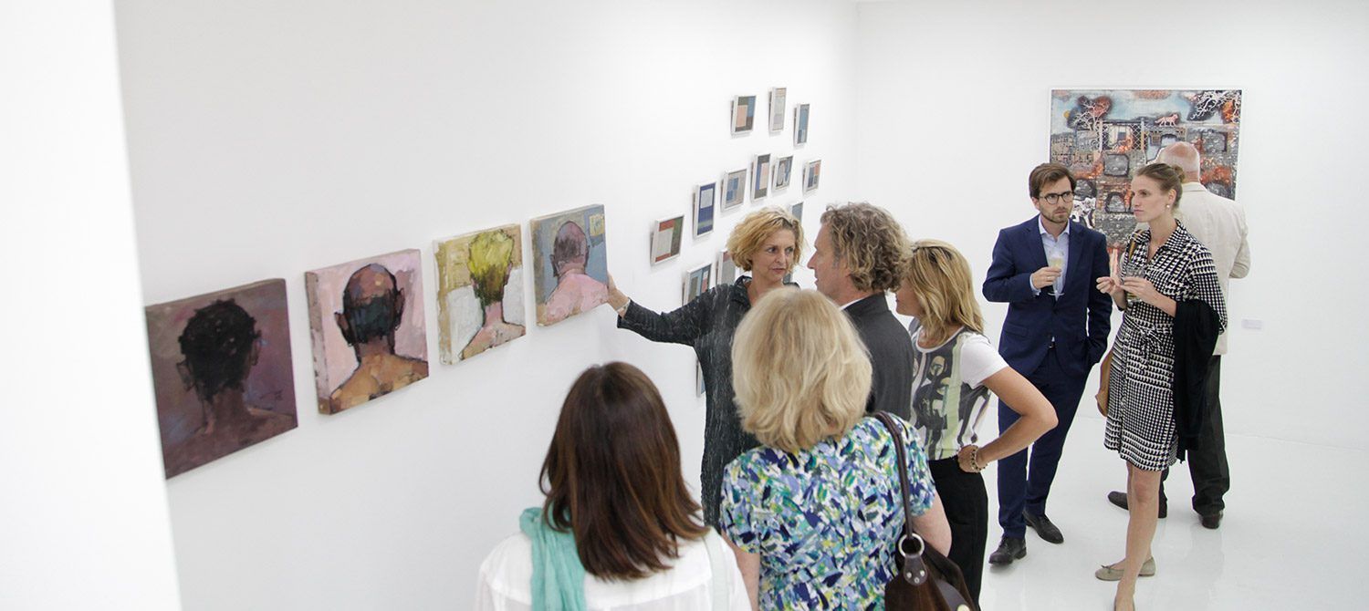 Circle Art Gallery