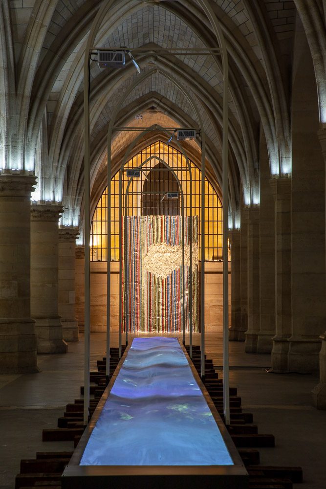 El Anatsui, Installation view of En quête de liberté, 2021 at Le centre des monuments nationaux as part of Africa2020 Season. Courtesy of Africa2020