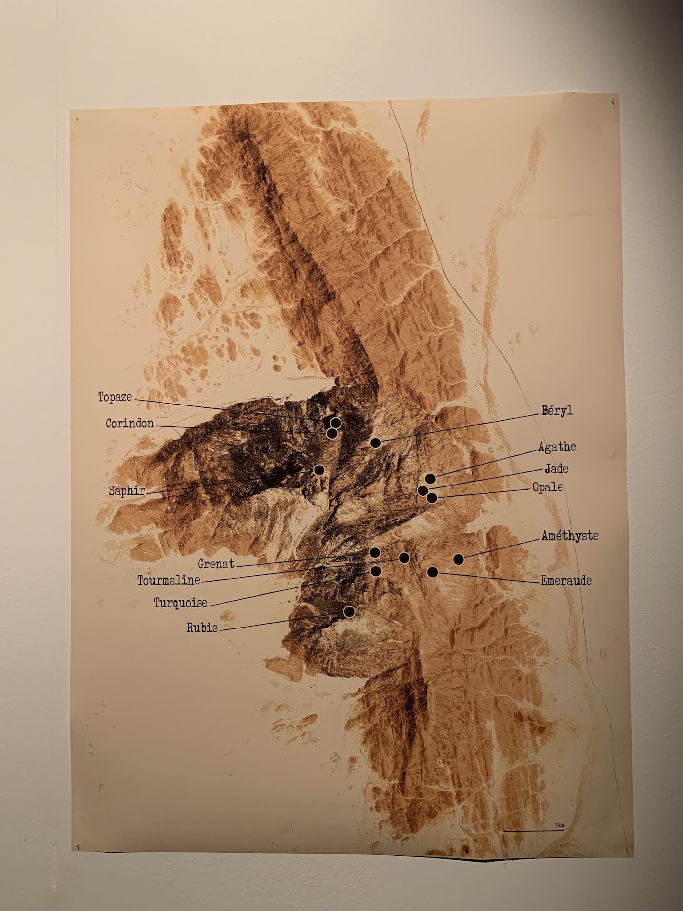 Ammar Bouras, “24°3’55”N 5°3’23”E #7″, 2016. Installation View at 12th Berlin Biennale, Akademie der Künste, Hanseatenweg. Photo: C&amp;