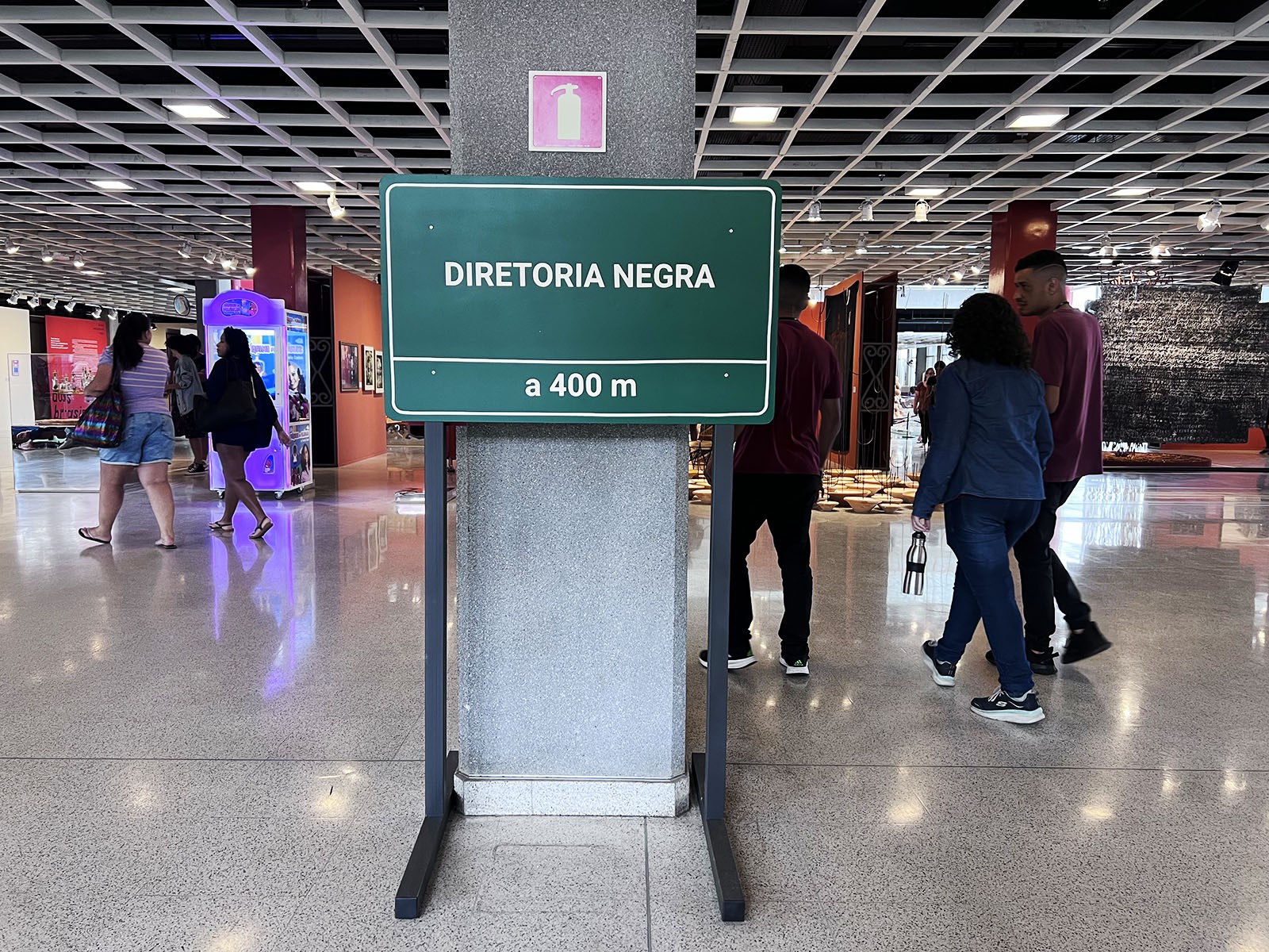 Artwork by Augusto Leal in the public areas of Sesc Belenzinho. Photo: Eduardo Nasi.