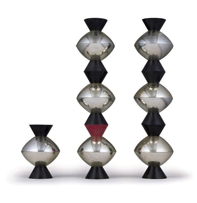 PLURIVERSALE VII: Stealing from the West