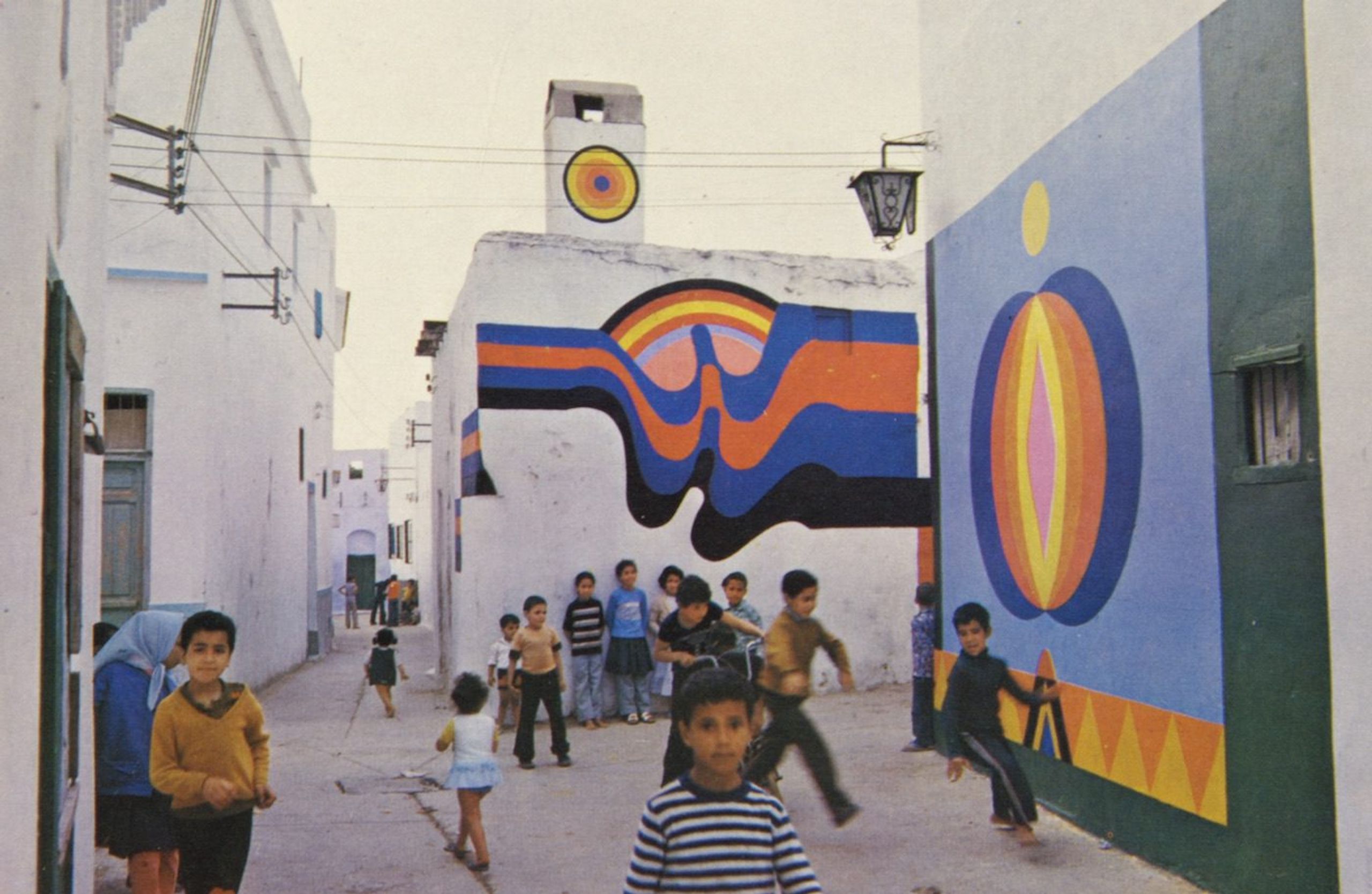 The Moroccan Sea Town that Turns its Walls into Canvases - Contemporary And