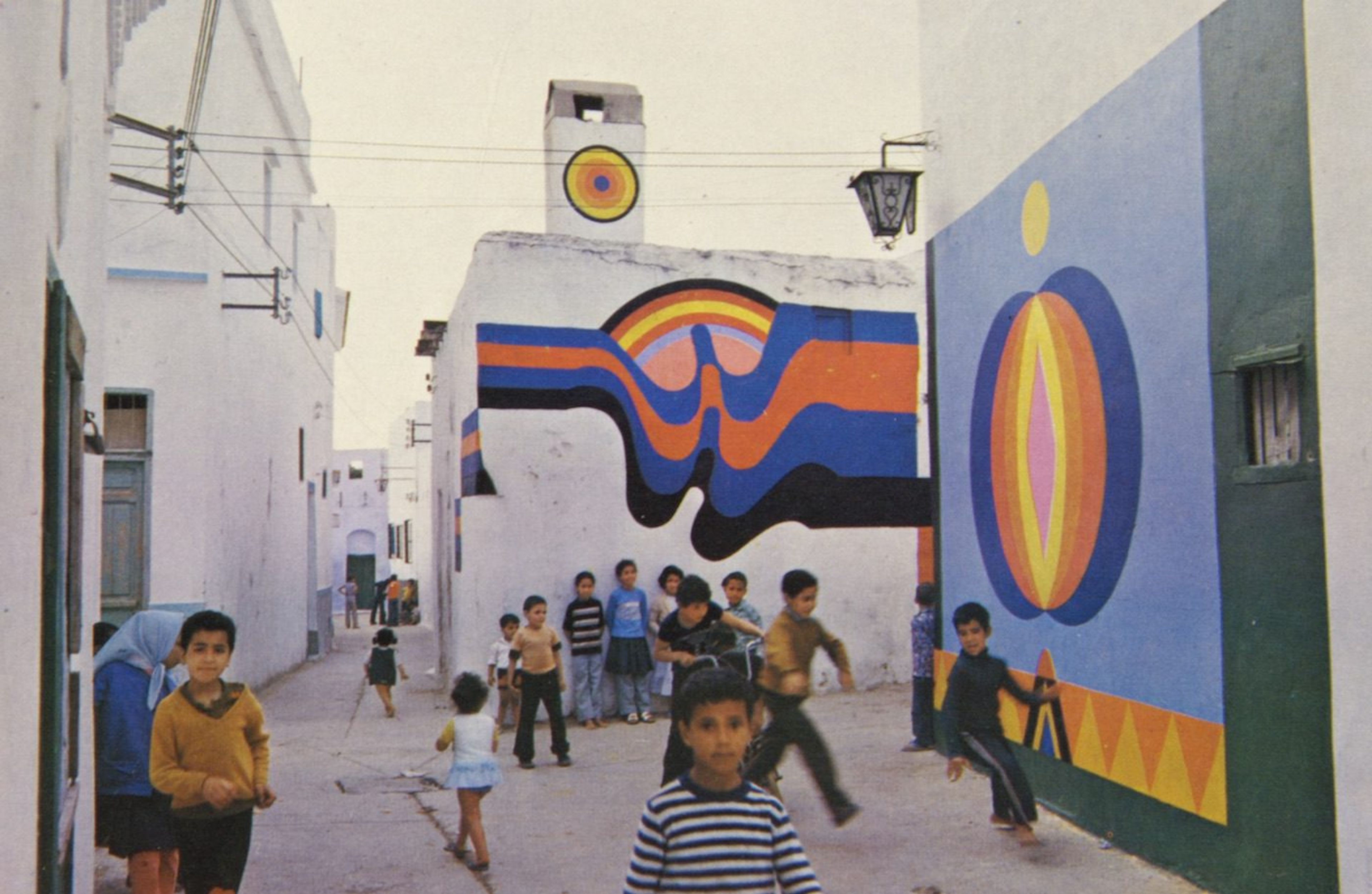 The Moroccan Sea Town that Turns its Walls into Canvases - Contemporary And