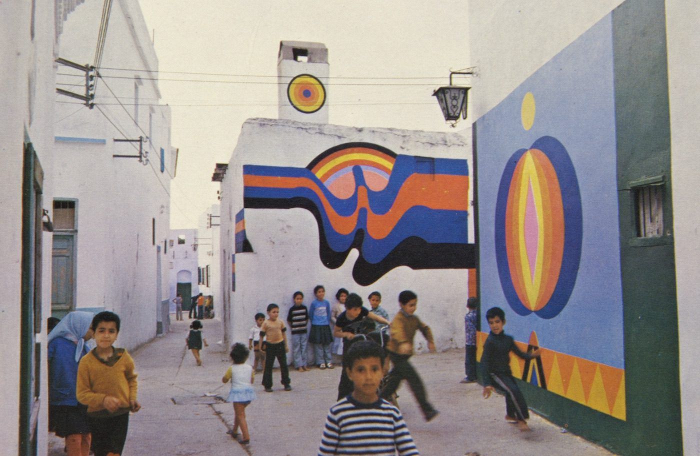 The Moroccan Sea Town that Turns its Walls into Canvases - Contemporary And