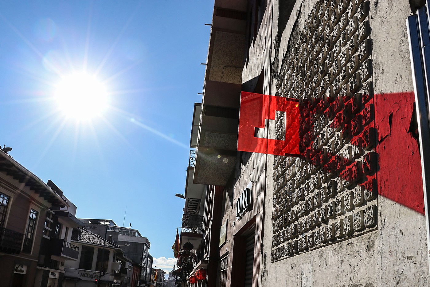 Serie Cromotopos (Recorrido Equinoccial) (Cromotopos Series, Equinoctial Path, 2018), 14th International Cuenca Biennial, Ecuador.