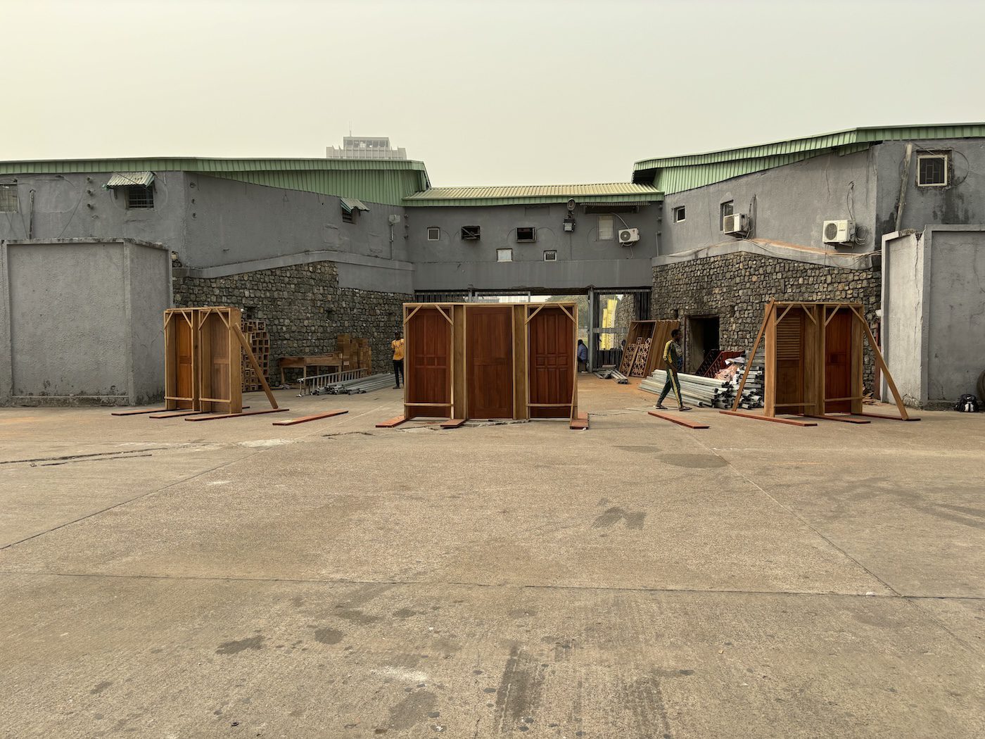 Demas Nwoko. Installation view of Lagos Biennale 2024 at Tafawa Balewa Square. Photo: Sinazo Chiya