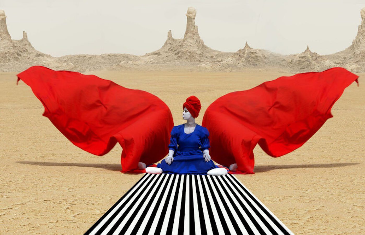 Aïda Muluneh: On the Edge of Past Future