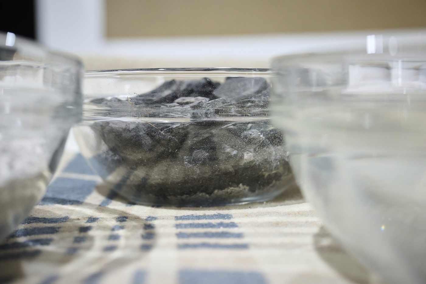 Dineo Seshee Bopape: (Nder brick) ___ in process (Harmonic Conversions), 2020. 15. Triennial Kleinplastik Fellbach, 2022, Photo: Peter Hartung