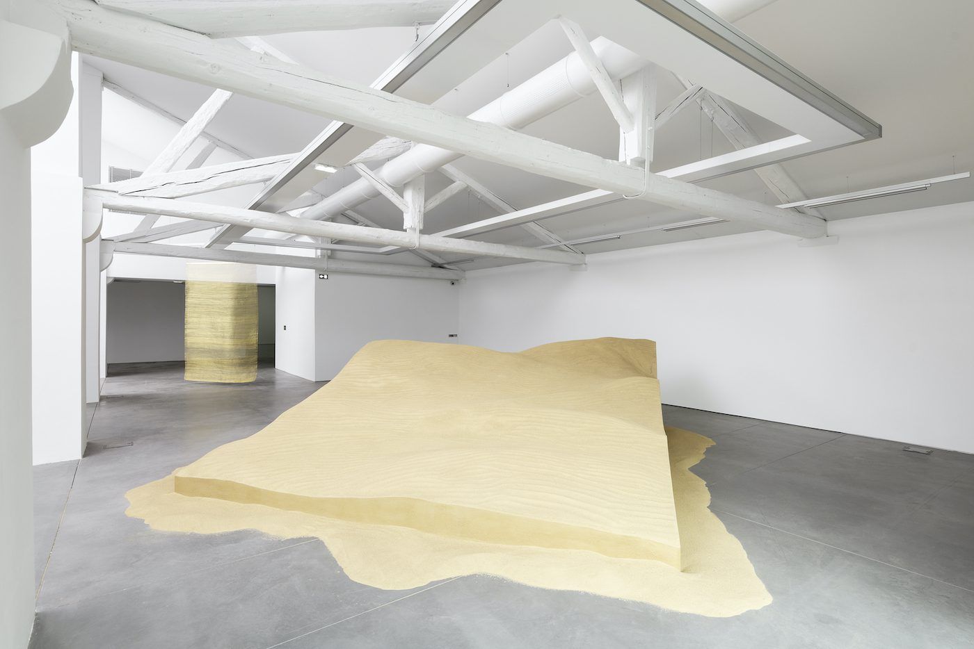 Installation view “Distance ardente”, 2020. Photo Aurélien Mole.