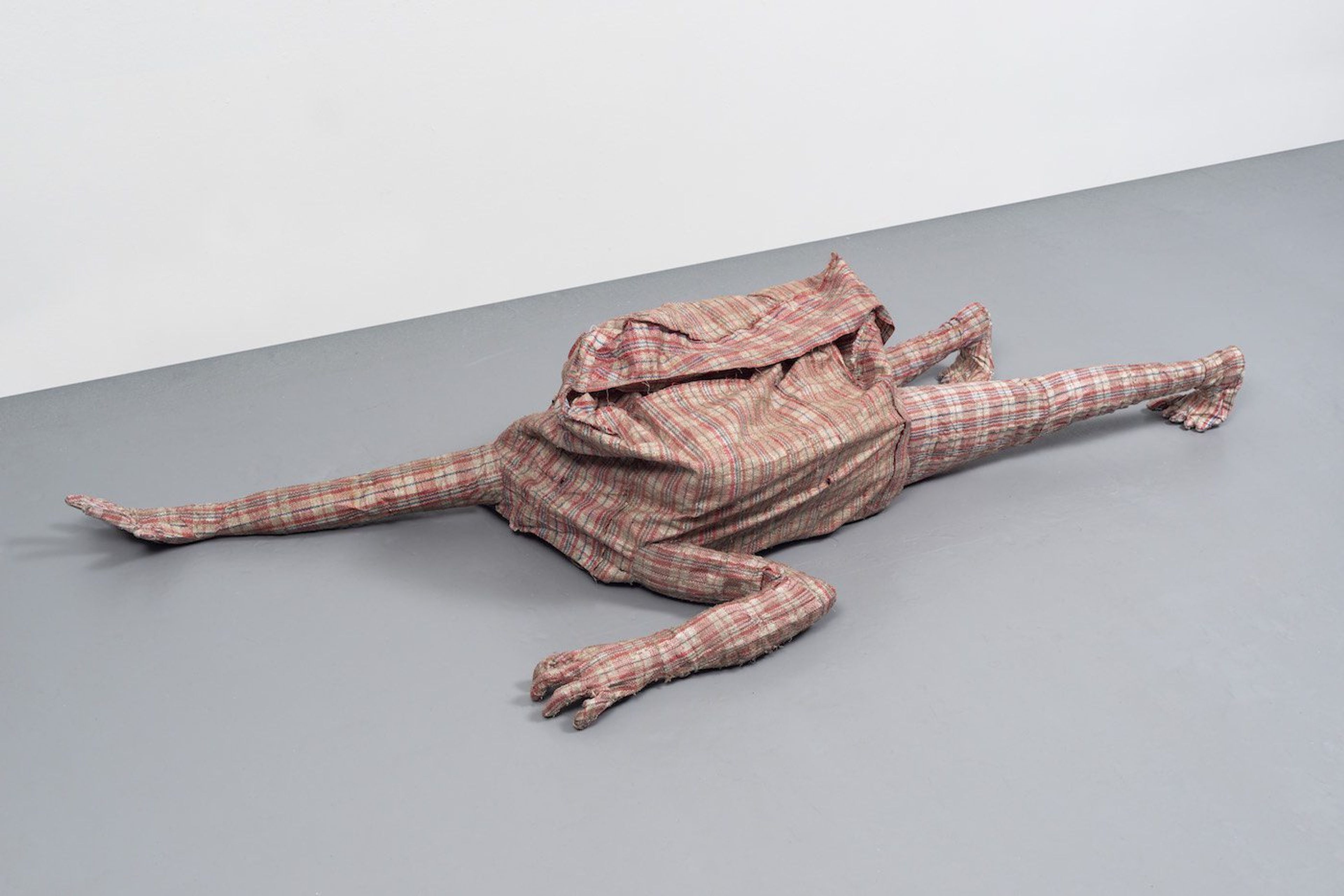 Dan Halter: Cross the River in a Crowd